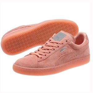 Suede Classic Mono Reflected Pumas